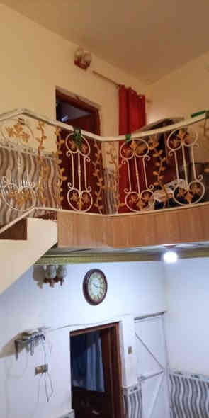 دار للبيع مساحته 107 متر وجهيه 12م نزال 20 م عكاده البيت مكون من غرفتين نوم وصاله ومطبخ وستقبال  صحيات داخليه وخارجيه السعر 100 مليون العنوان ديوانيه الجمهوري شارع سالم قرب متوسطة ابن سينا للاتصال *********** بيع نقدا فقط
