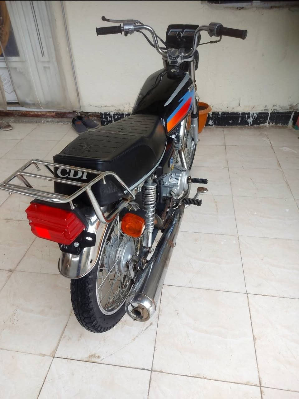 نامه شاصي 14 وغراضه نضيفه جديده مامفتوحه 
فقط بيهه (لاستيك ولف) اوراق كامله
مكان ناصريه قرب جامعه ذي قار 
سعر ٧٢٥ وبيهه مجال 
***********
