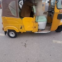 تكتك للبيع تكتك مفتوح مره وحده... رقم و سنويه   سعرها 6800 وبيها مجال ...