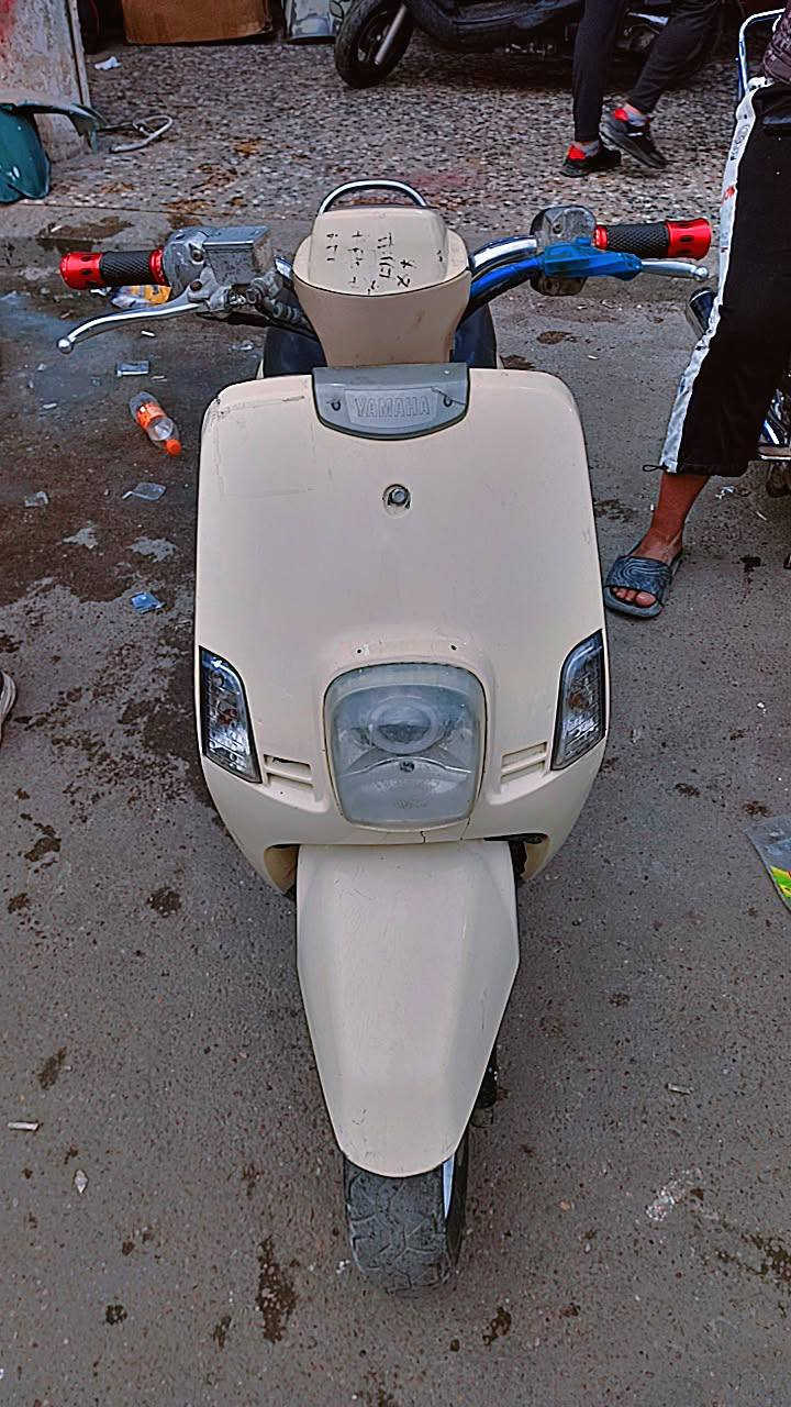 السلام عليكم بوليس مكينة خير من الله سلف هندر كلة شغال دراجة نظيفة مال جني امانت الله للبيع السعر 500وبيهة مجال مكاني بغداد الرقم ***********
