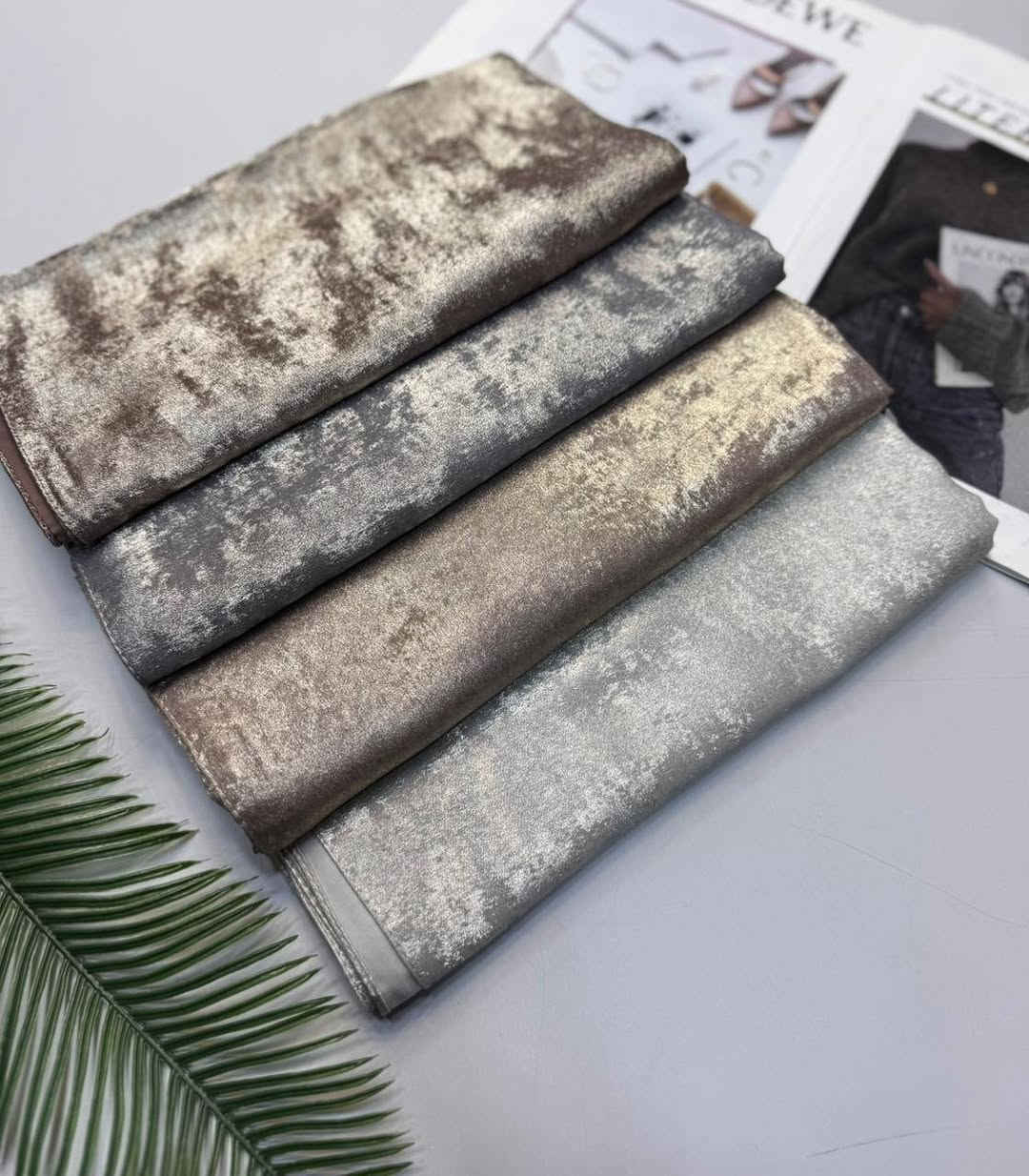 #حجابات_ماركة_عنوان_الاناقه🌸

لعشاق الفخامه والاختلاف

#ربطه كريب شاين كوري 

بكوالتي عالي 

مقاس 110 سم 
___________________________

‎زورونا  في موقعنا الكائن 👇👇👇
‎الانبار_هيت_حي الجمعية _ مقابل مدرسه الصمد

#للحجز_السريع_واتساب ***********

صفحتنا عبر الانستغرام

Marka_shal
‎يتوفر خدمه توصيل لكافه انحاء العراق 🚙🚕🚗
