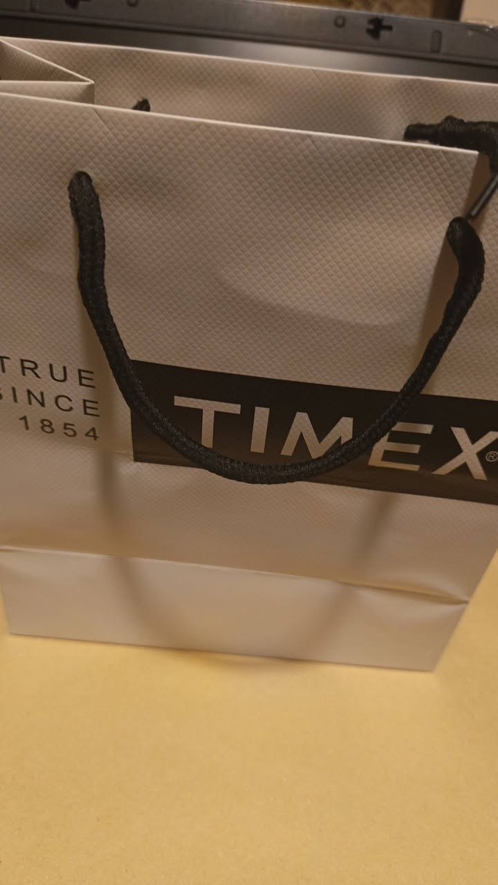 ساعة رجالي TIMEX
رنك دوار قطر 43 ملم جديدة مع ملحقاتها 
***********
https://wa.me/9647712677677
