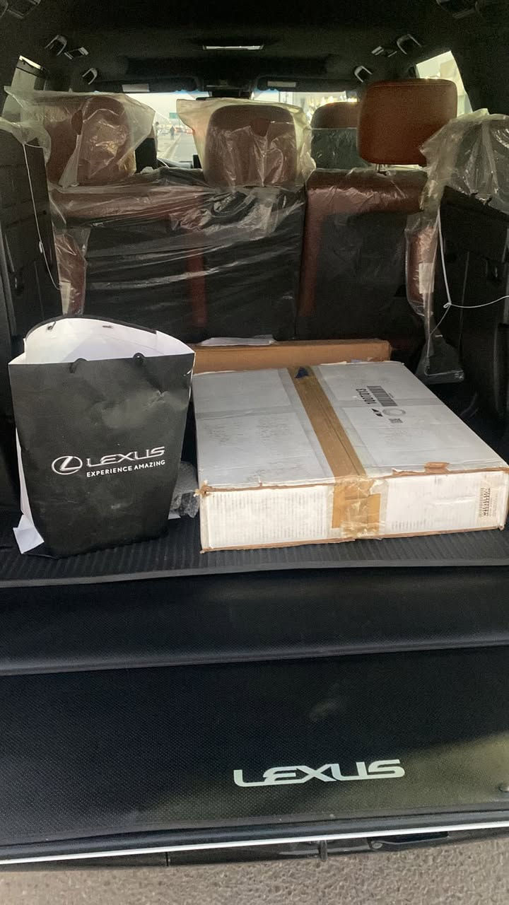 السلام وعليكم لكزز موديل 2021 كفاله عامه من زلغ  مضروبه نانو  رقم بغداد بسمي زيرو ماشيه ٥٠ الف بعدهي فرشاتها مامفروشه العنوان بصره زبير 
الفاتف ***********
خوان انا مكلف بلنشر
