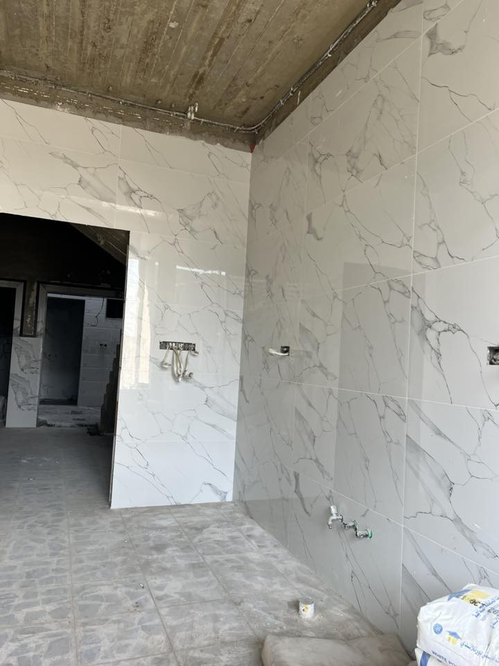 إسلام عليكم يوجد كادر سراميكً وبورسلين ومرمر وانوع الشقل ارضي وجداري شقلي مستمر داخل الموصل من يرغب بل عمل التصال ***********).   (***********. جزء من عملي متفرق لأن
