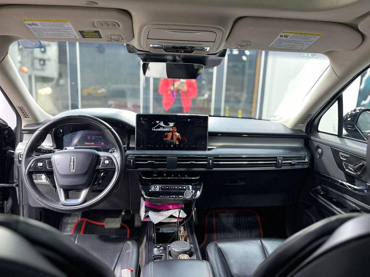 السلام عليكم للبيع 

لينكولن كورسير ريسيرف 2023 🖤

 وارد امريكي حادث موضح بالصور بدون ايرباك شواصي سحب فقط بدون تعديل او صبغ او قطع 

بدون تبديل اي قطعة حتة الدعامية نفسها 

وصبغ ربع بنيد ودعامية وجاملغات بارد

محرك 20T.  250hp

كير 8 سرعات

سيارة فول مواصفات

بانوراما 

كشنات امامي تدفئة وتبريد خلفي تدفئة

6 رادارات مع كاميرا تحديد مسار

اوتو بارك اوتو هولد اوتو ستارت

انارة ترحيب 

مري شفط 

شحن لاسلكي

سستم صوت ريفال كلش راقي وصوت نقي

شاشة ابل كار بلي واندرويد اوتو واغلب التحكمات بيهة

4 ابواب + صندوك بصمة 

وصندوك يفتح ويسد بالقدم

هوك كابينة ومنفذ كهرباء

كشنات تنطوي من الصندوك

4 مودات قيادة 

كشنات خزن

ويل حجم 20 بلادي وداير اسود بلون السيارة هم بلادي 

وبعد مواصفات متجي ع بالي 

سيارة ماشية 25000 ميل

نقصهة حاليا رادار امامي فقط 

باقي بدون اي نقص وبدون اي شي تجاري 

سعر 275 ورقة 

مكان بغداد حي اور 

***********
