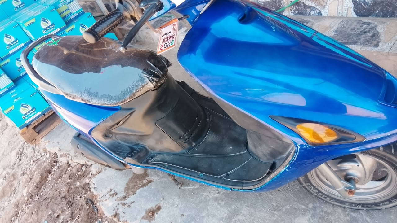 السلام عليكم درجة فراشة للبيع دراجة ما مفتوحه كله كامله سلف وهندر كهربائية كله شغاله السعر 375 مكاني بالاكرمين رقم ***********
