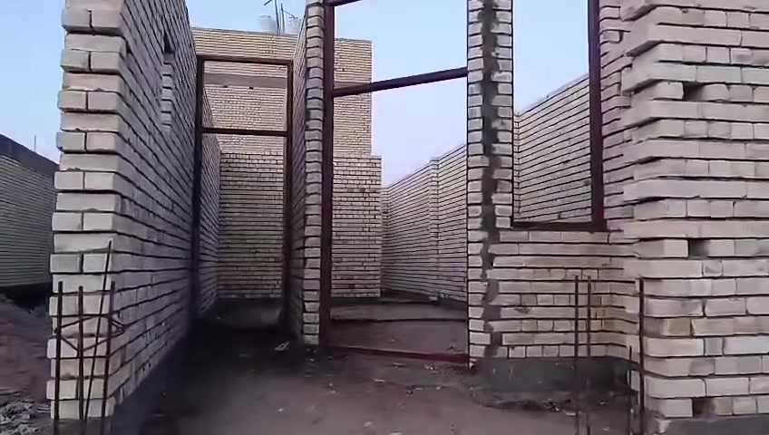 هيكل ١٠٠ متر الانتفاضة الرابعة بدون سقف السعر ٨٣ وبي مجال ***********
