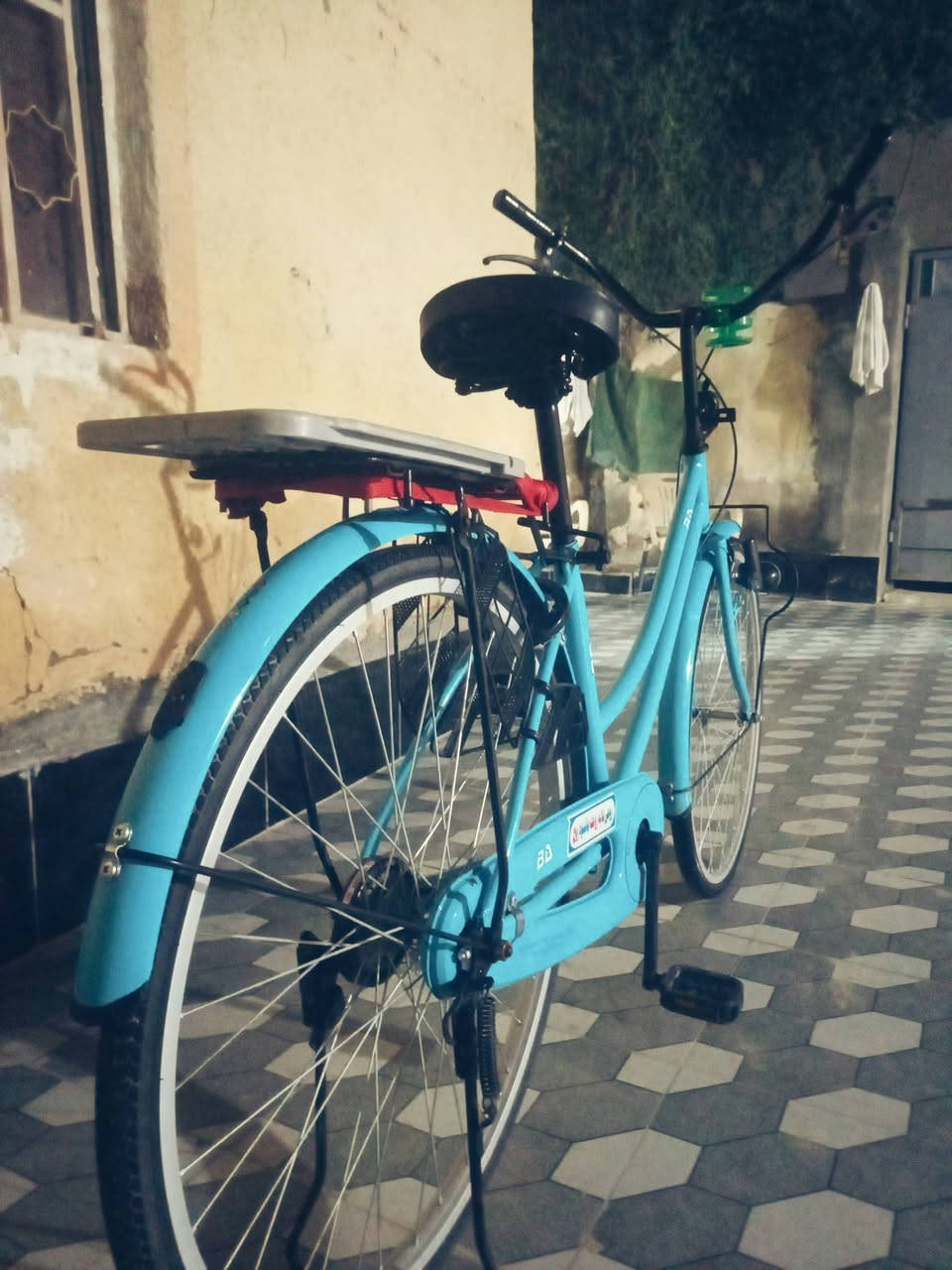 سلام عليكم ورحمه الله وبركاته باسكل للبيع جديد النضافة واضحة موديل 20 شهر 6 الباسكل كامل ملحقاة المكان بابل الحله لاستفسار ***********
