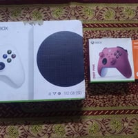 🚨🚨 عرض نادر ومميز 🚨🚨 🎮 للبيع Xbox Series S بحالة فوق الممتاز – نظافة و...