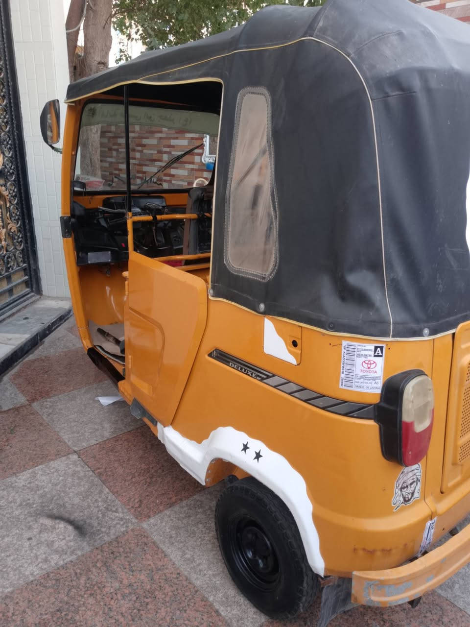 سلام عليكم تكتك تفيس مديل 20  (أوراق بصره )باسمي تحويل مباشر ثاني يوم المحرك كفاله برقي ما مفتوح بي 
البدي نظيف كلشش لا ضربه ولا معجون .السعر 4500
مكان بصره حيانيه الاتصال أو واتساب ***********
