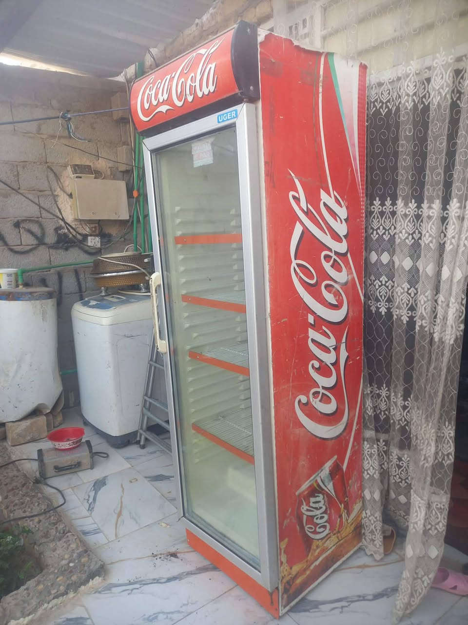 سلام عليكم عارضة البيع على فحص سعرة 175 الف مكاني بل نجف حي رحمة ***********
