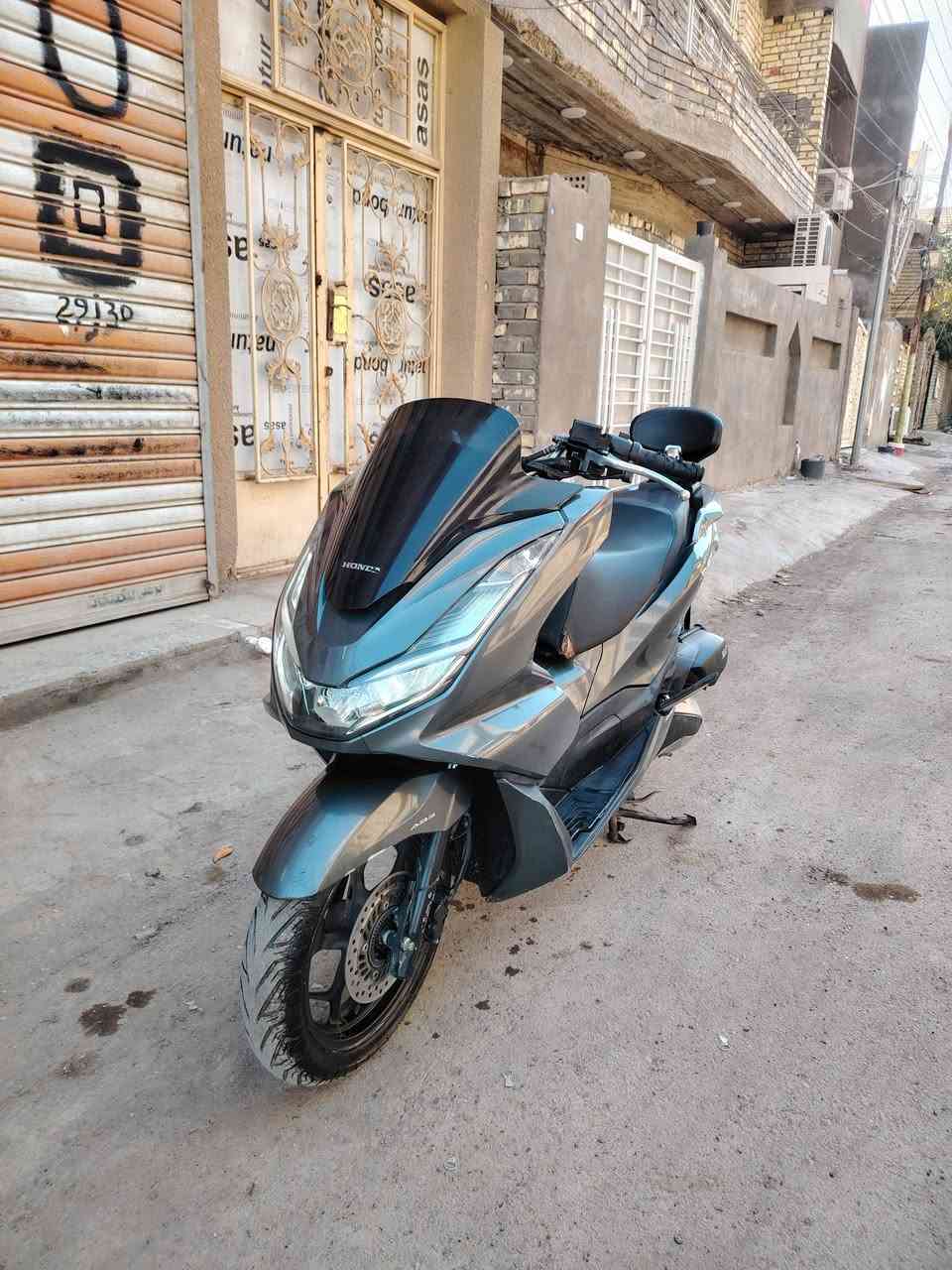 سلام عليكم بي ساكس جيل 4 لربع بصمه كفاله لسعر 17 مكاني بغداد زعفرنيه رقمي *********** لبيع او مروس
