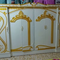 للبيع • مستعملة • ٨ قطع