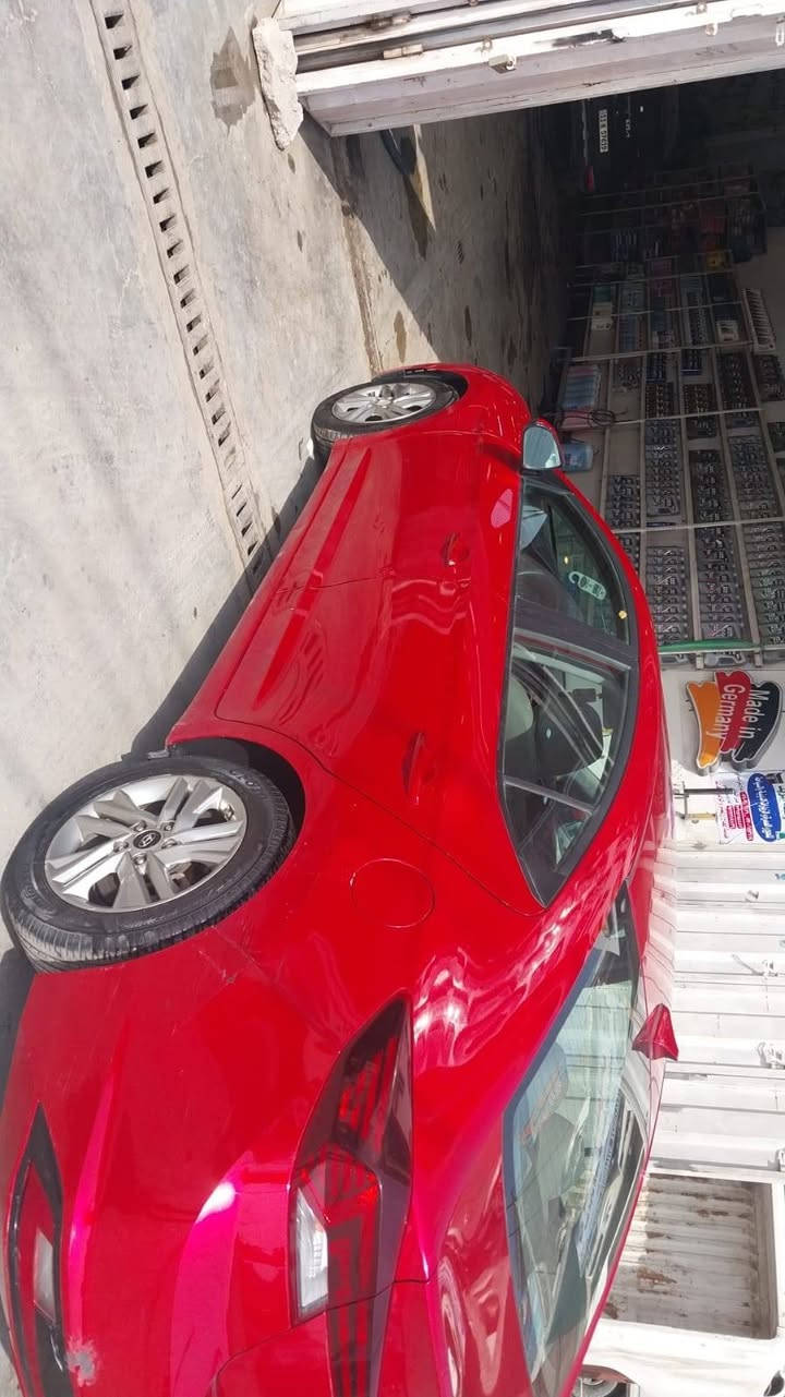 النتره وراد أمريكي موديل ٢٠ حادثه موضح بالصور وصار بيه بلجاملغ الخلفي حادث موجوده صورته محرك كير تبريد خير من الله كير اي تي مو سفتي السعر ١٢٨ مكان السياره بغداد حي النصر قرب العبيدي *********** بسمي
