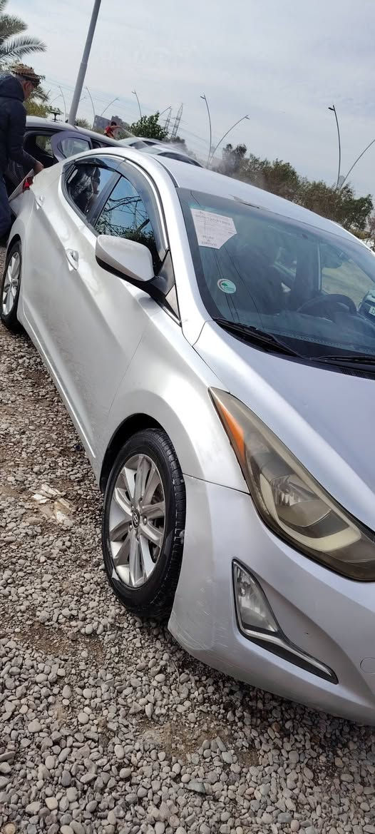 السلام عليكم النترا 2016 أمريكي محرك 1800 دوش رقم نص فول ٤ قطع صبغ كلير بدون دواخل ك
السعر ١١٠ بيها مجال
***********
