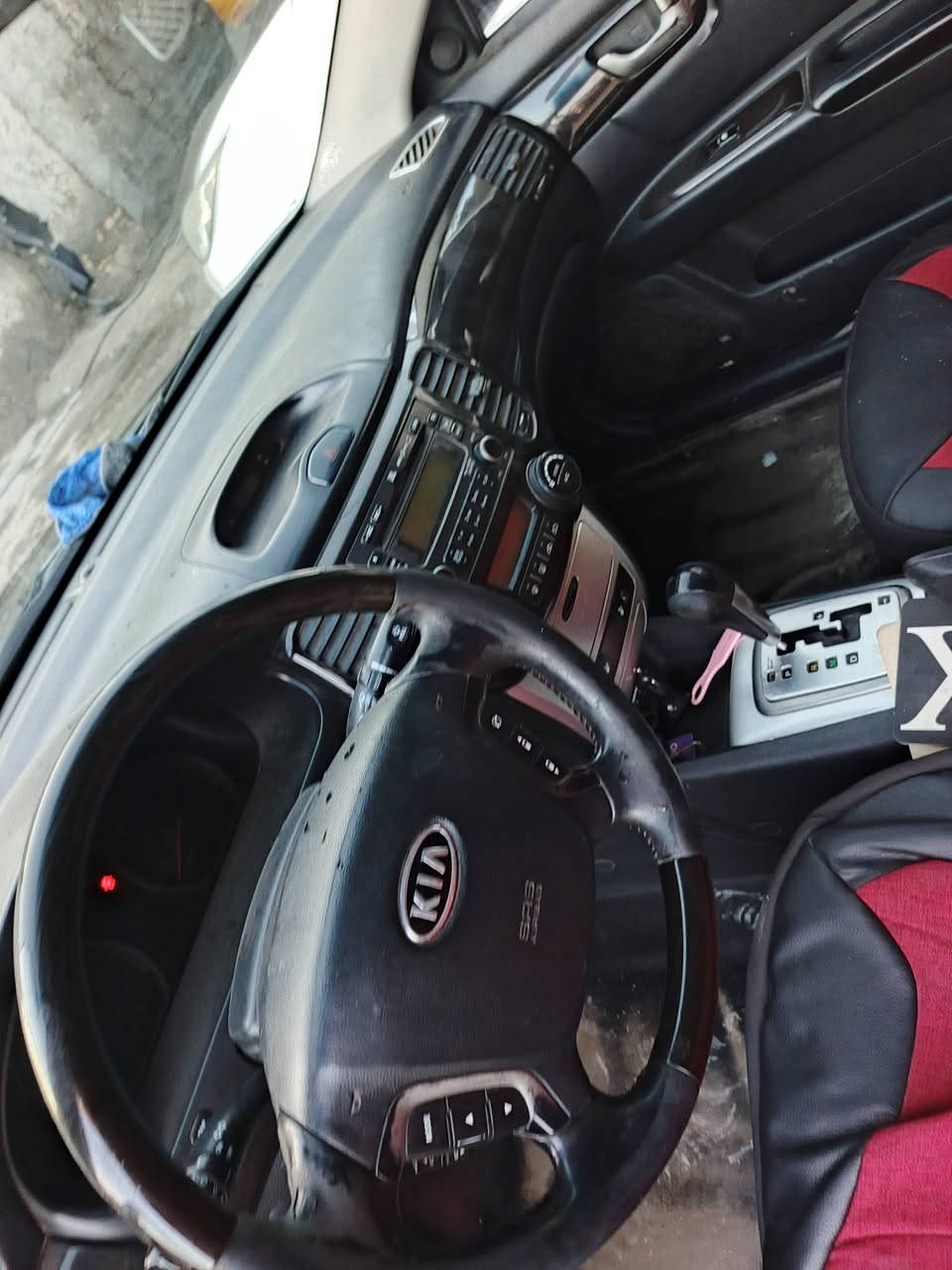 كيا اوبتيما 2008 لوتز خط واحد أصل بانزين بدون صبغ بيها شخط بسيط مكينة جديدة شادها مال حاوية رقم بابل ب اسمي  تخم تاير جديد سيارة جاهزة من كلشي ***********   السعر ١١٥

