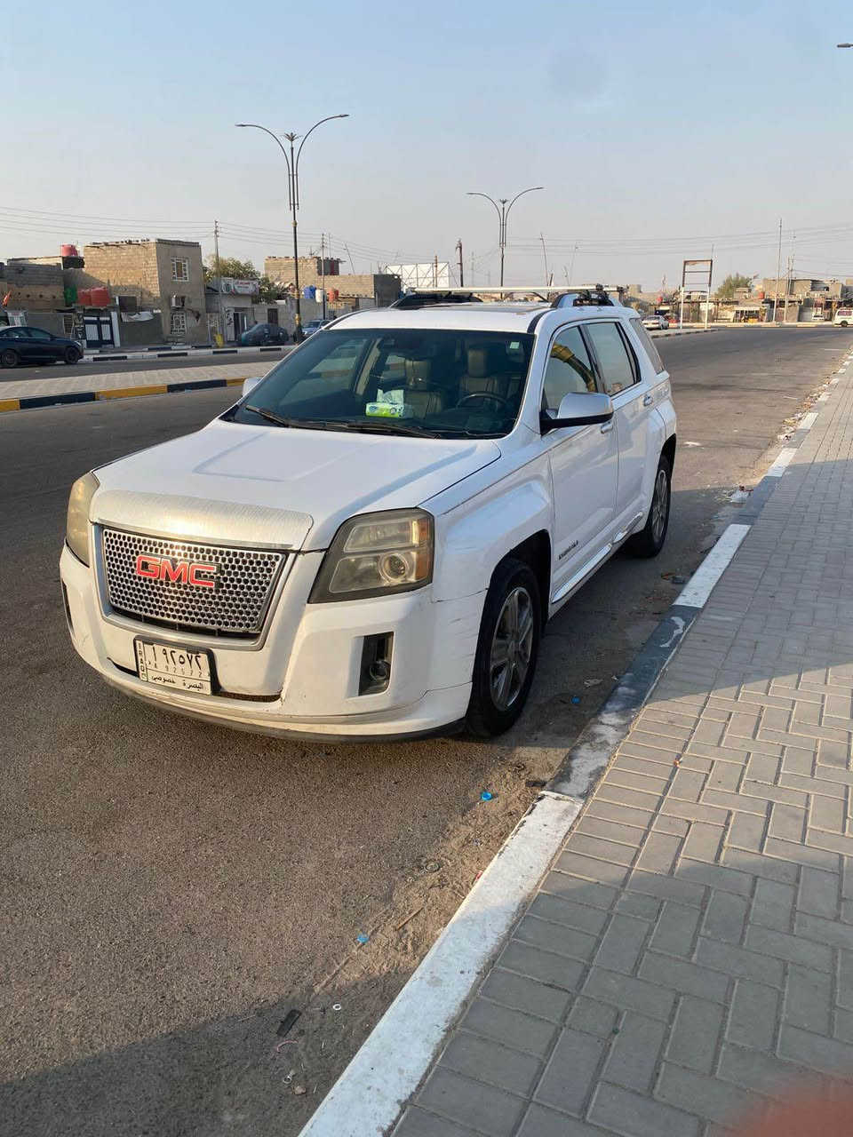 تيران 2015 وارد امريكي فول مواصفات دنلي حادثها فقط الدعاميه مامتعور بيها شي 
مكينتها بيها خيط تبخير كيرها تبريدها كفاله
سنويتها منتهيه وراعيها يريد تحويل اهم شي
سعرها 120 وبيها مجال قليل
*********** البصرة, العراق
