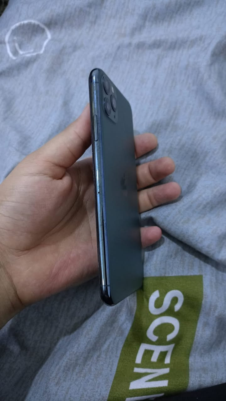 السلام عليكم 
11 برو ماكس
ذ256💾
ب77🔋
ما مصلح ولا بس عطل نضافة99‎%‎
مكاني بغداد الدورة
تواص خاص موجود فقط


**إذا كنت صاحب هذا الإعلان وتريد حذفه لأي سبب، رجاءا أرسل رسالة إلى الدعم الفني**