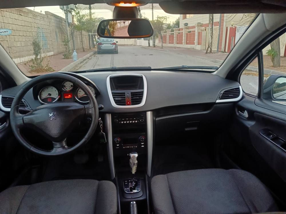 بیجو موودیل 2012بوو فروشتن اتووماتیک ته برید جواجام کاره با سیووج کنتروول ABS جواتای تا زە گیروومه کینه ی به شه رت بوویاخی نییه که میک کال بوونه وەی هه یه  فه حسووسه نه وی ره می تا زه یه تا 2029 سعر65گه لا که میک معا مه له زم *********** السليمانية, العراق
