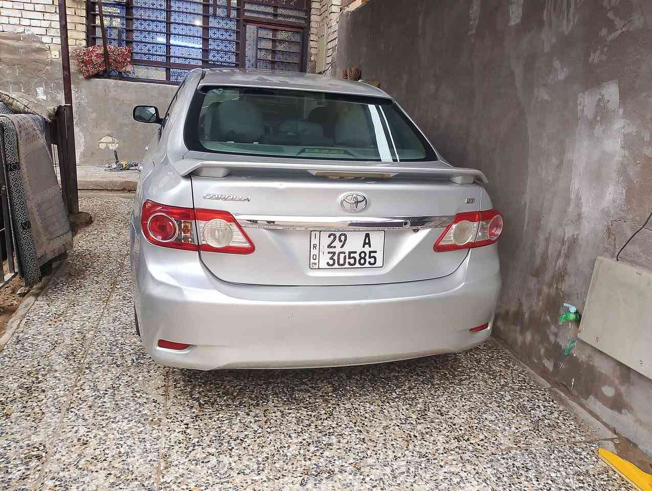 كورلا للبيع ...
2013...
امريكي..
حادثها ! جاملغ وبنيد 
السيارة كلش نظيفة ..
رقم واسط...
السعر 115$
العنوان بغداد.  حي الرئاسة.شارع 20
للاتصال ..***********
