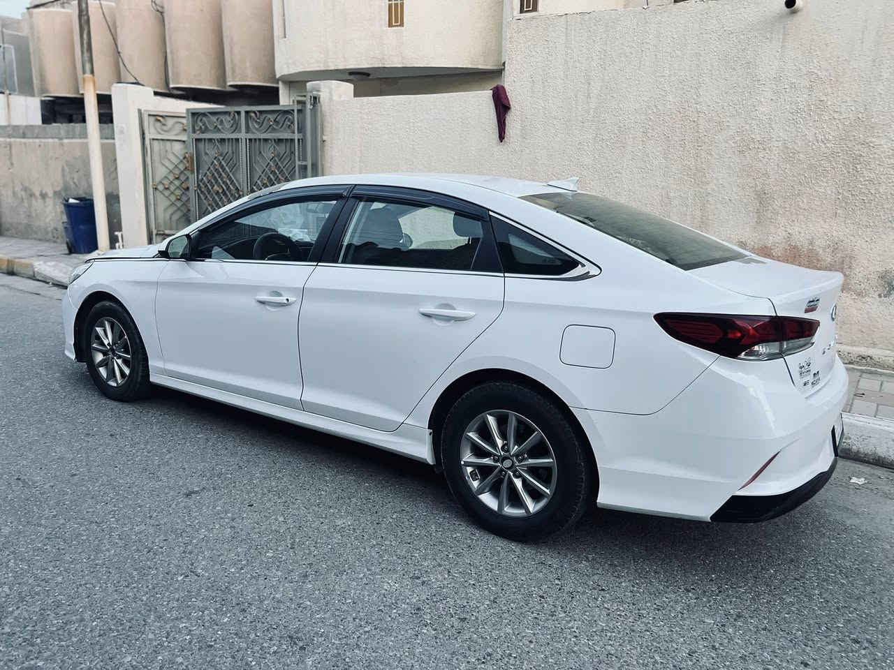 سوناتا للبيع موديل 2018 امريكي نظيفه كلش وجاهزه من كلشي  محرك 2400رقم انبار بيه ضربه في امريكا جاملغ  السعر 115وبي مجال لتواصل على الرقم ‭0780 972 4023‬
