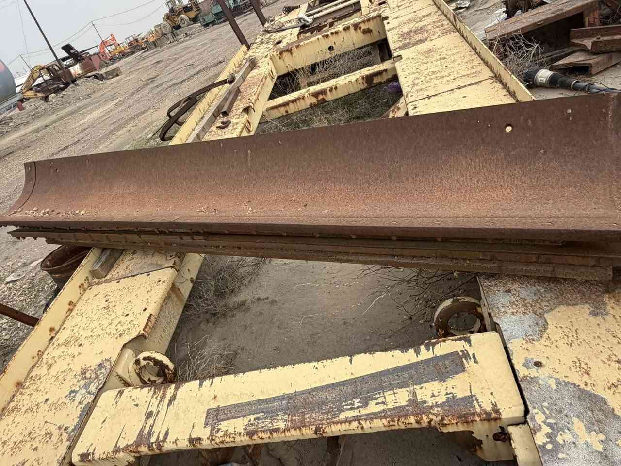 سجين كليدر كترعدد3البيع سعر التصال                          رقم ‭0772 908 5855‬
