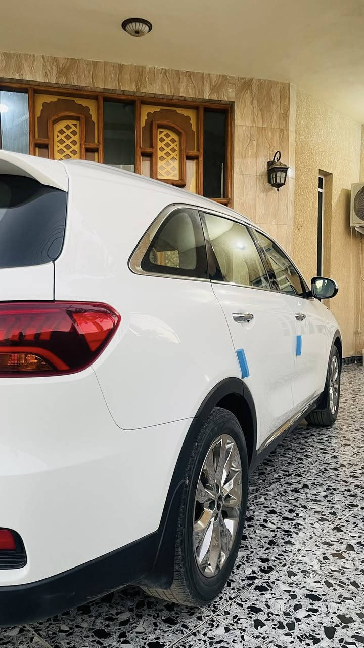 للبيع فقط بدون مراوس
خاص مغلق فقط الأتصال علئ الخط***********

سورنتو 2019 وارد خليجي بيها 4 قطع  ماشيه 148 الف رقم بغداد تحويل ثاني يوم سعر 210
