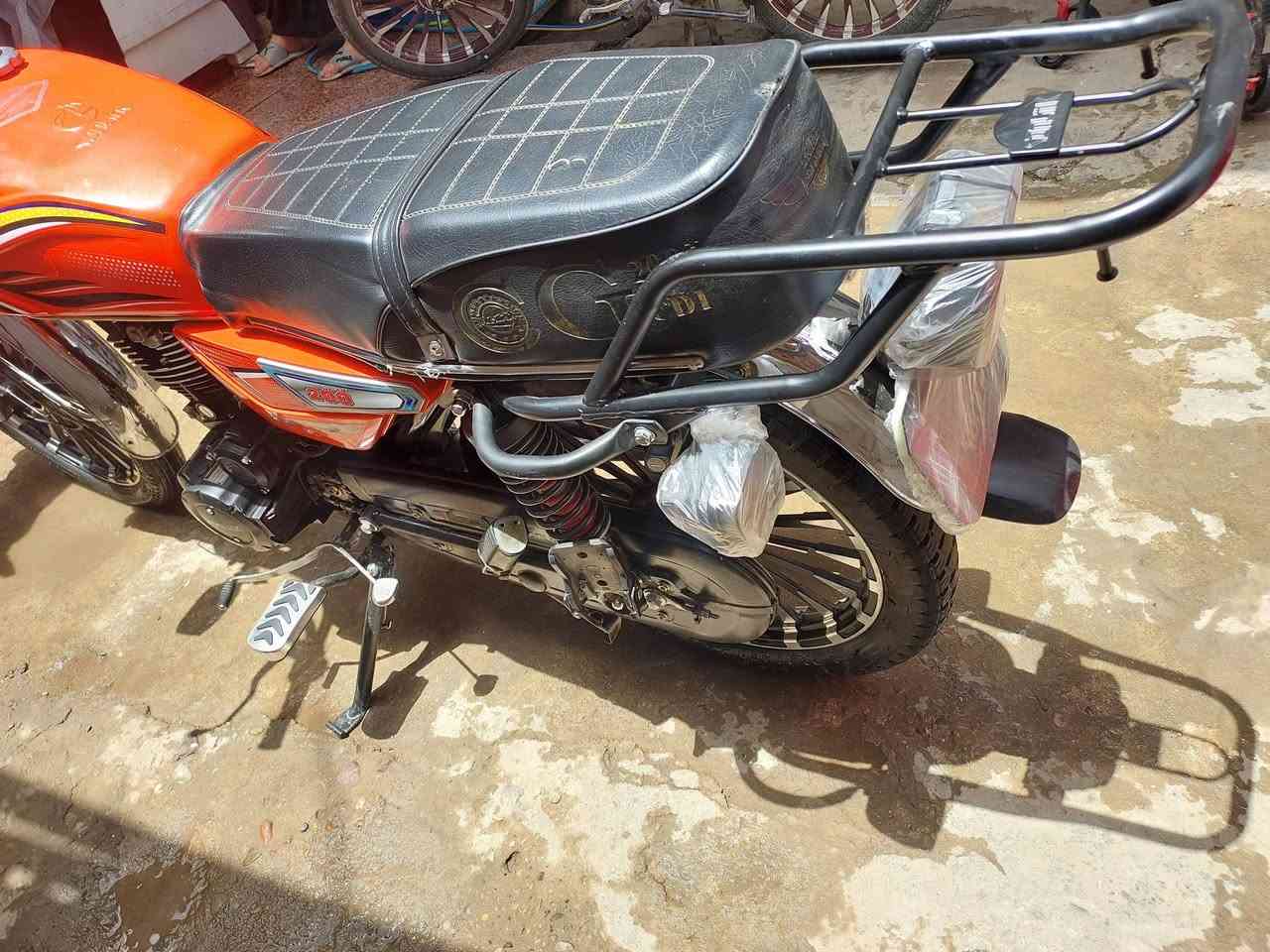 دراجه سونك 25 شهر 7 مال بيت خير من الله دراجه مكفوله عامه اوراق كامله 800 قفل كهربائيات كلها شغاله بغداد الشعب ***********
