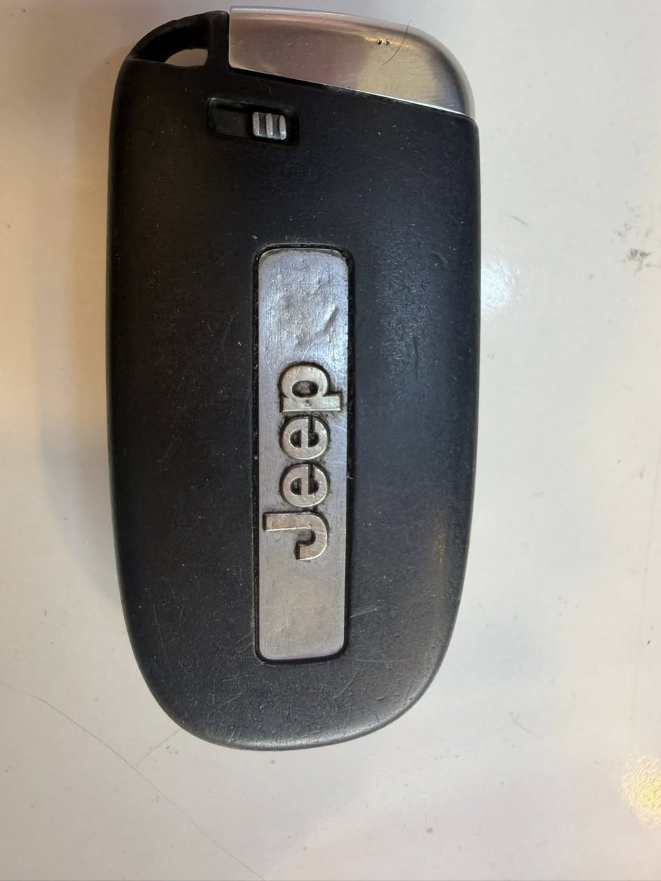 السلام عليكم بصمه جيب اصليه البيع مكان بغداد ***********
