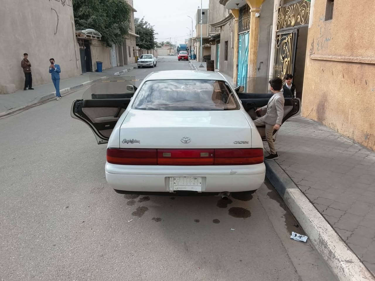 سلام عليكم بطه مراوس او للبيع مكفوله جفيه وكلبه تبريد حدادايه سياره جديده ونضيفه سياره جاهزه من كلشي عنوان البصره خور الزبير تفصايل اكثر اتصل ***********
