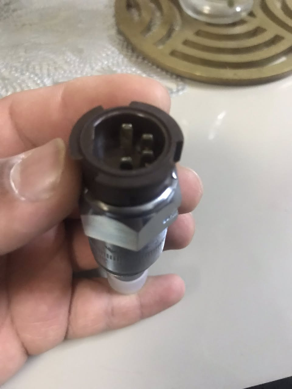 حساس سرعة مرسيدس سعر القطعة 5 متوفر


**إذا كنت صاحب هذا الإعلان وتريد حذفه لأي سبب، رجاءا أرسل رسالة إلى الدعم الفني**