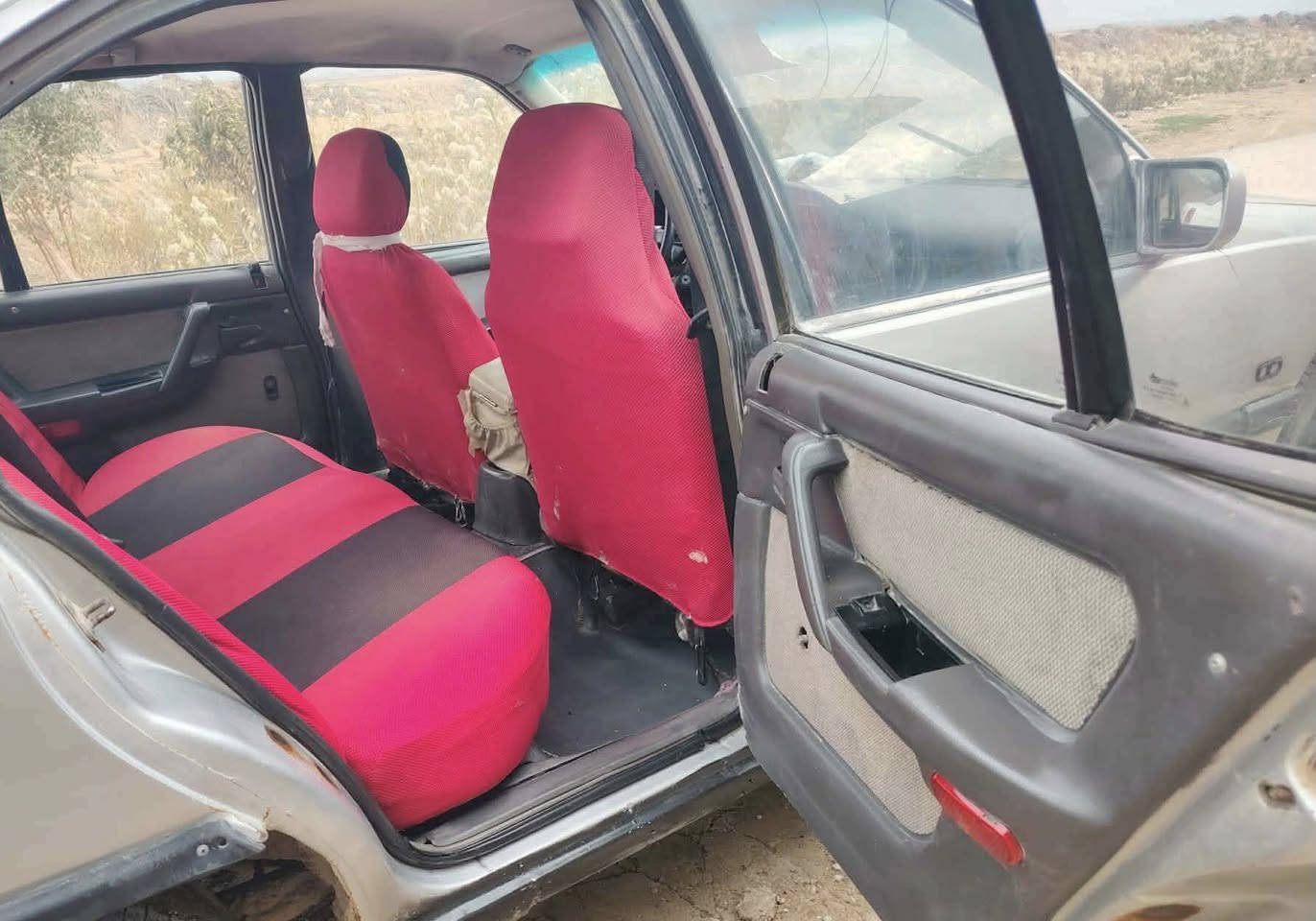 للاتصال *********** متواجد واتساب
سلام عليكم اوبل اوميكا موديل 1988 سياره جاهزه اي نقص مابيهة سياره كامله دشبول كهربائيات زوج تايرات جدد  السياره احله من الصوره 

🟩العنوان ديالى شهربان الاحمر 

🟥للاتصال ***********
