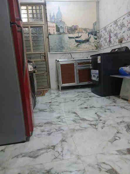 السلام عليكم دار للبيع مساحه 120 متر واجهه 7 نزال 17 
منقطه ناجي طه مقابيل القدس زراعي 25 طابقين الأول كامل والثاني نقص بس سكف الاول يتكون من أستقبال و مطبخ و غرفة وصحيات داخلية وخارجيه وصاله وترك خلفي والطابق الثاني 3 غرف و صحيات بناء طابوك درجه اولى للاستفسار الاتصال ***********
