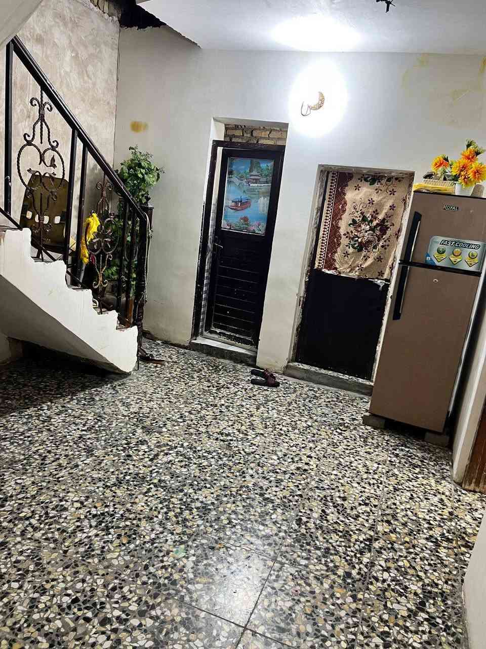 السلام عليكم
الدار للبيع  المساحة 100م طابق واحد  الشعلة شارع ابو الدهن للتفاصيل اكثر التواصل على الخاص او الاتصال على الرقم ***********
