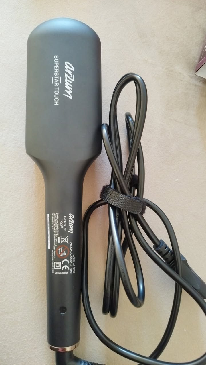 مشط حراري للبيع صامت بدون صوت بس حراره يسرع ويجفف الشعر بتقنيه الايونات جديد من شركه اوزوم التركيه


**إذا كنت صاحب هذا الإعلان وتريد حذفه لأي سبب، رجاءا أرسل رسالة إلى الدعم الفني**