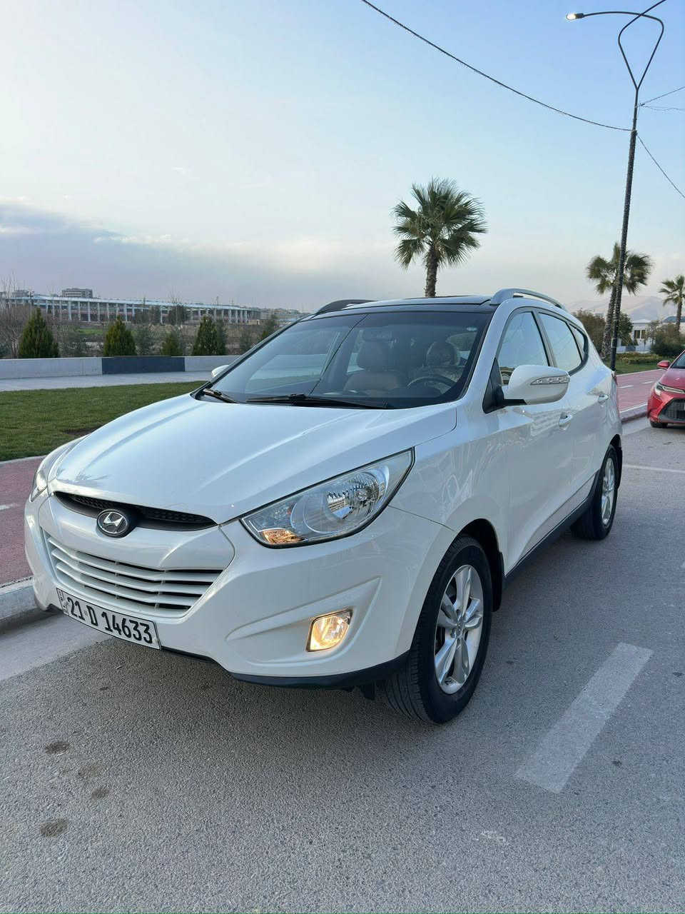 هۆندا تکسۆن ٢٠١٢
فول مواسەفات
دو پەڵە ساردی هەییە
سفری شەری کەیە 
سەیارەکە یەک دەستە بە سفری لای خۆمان بووە 
بۆ زانیاری زیاتر پەیوەندی بکەن بە 
*********** لە سلێمانیم السليمانية, العراق
