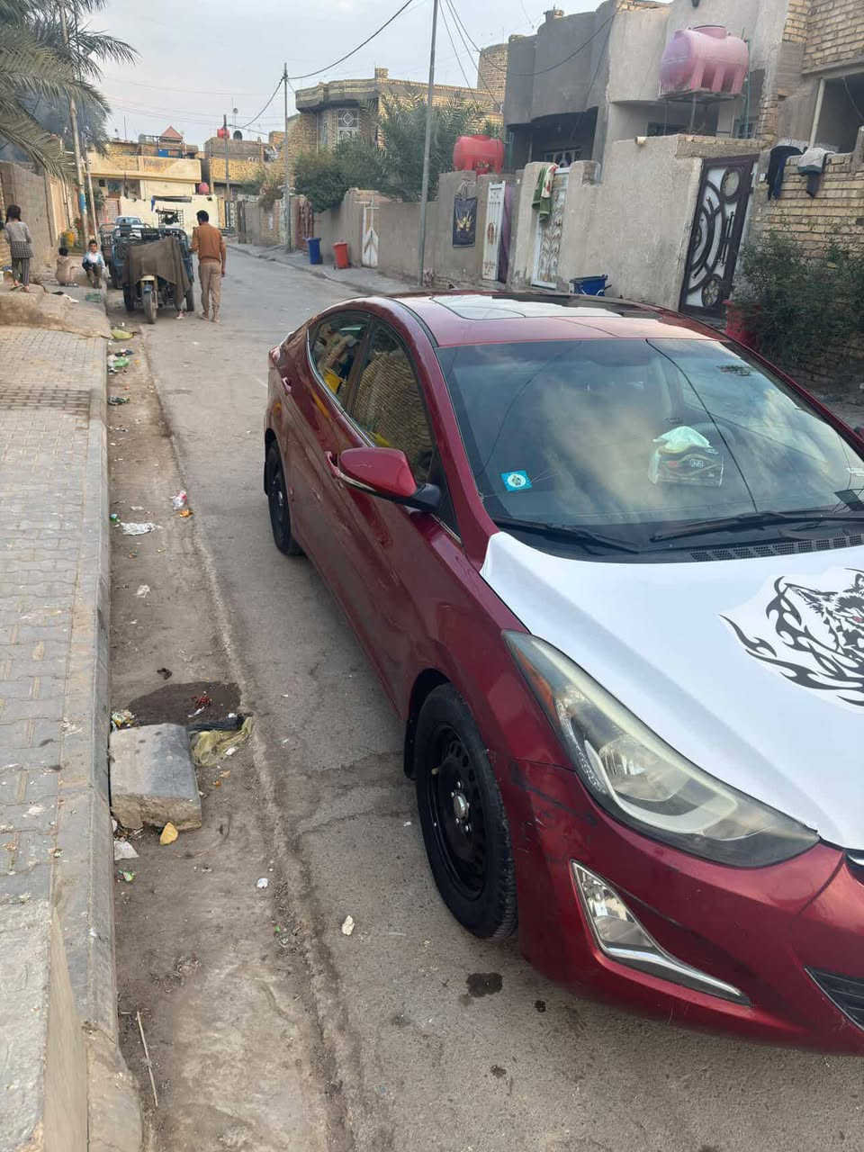 النترا ١٦ ماروني فول مواصفات امريكي حادثها جاملغ خلفي وقبق جنطه والبنيد بالحادث مليوح من فوك وساحبي سحب نفسة البجم عده البنيد حتى الدعاميه شركة قبق جنطه مبدل رقم واسط انكليزي بأسمي تحويل مباشر مواصفاتها
فول تحكم ستيرن 
بصمتين 
سلايد روف (فتحه بالقمارة) 
اشاير بالمري 
كشنات تدفئه 
نضام ايكو تقليل صرف الوقود 
مانع انزلاق 
مكينه ٢٠٠٠ 
كير 6نمر atm المرغوب 
شاشه لمس صغيرة 
كير مكينه مكفولات سيارة مال جناي خير من الله تبريد فول مكينه خير من الله عزم وقوة ونشاط ب ١١٥ وبيها مجال الاتصال عل رقم *********** غير متواجد عل فيس
