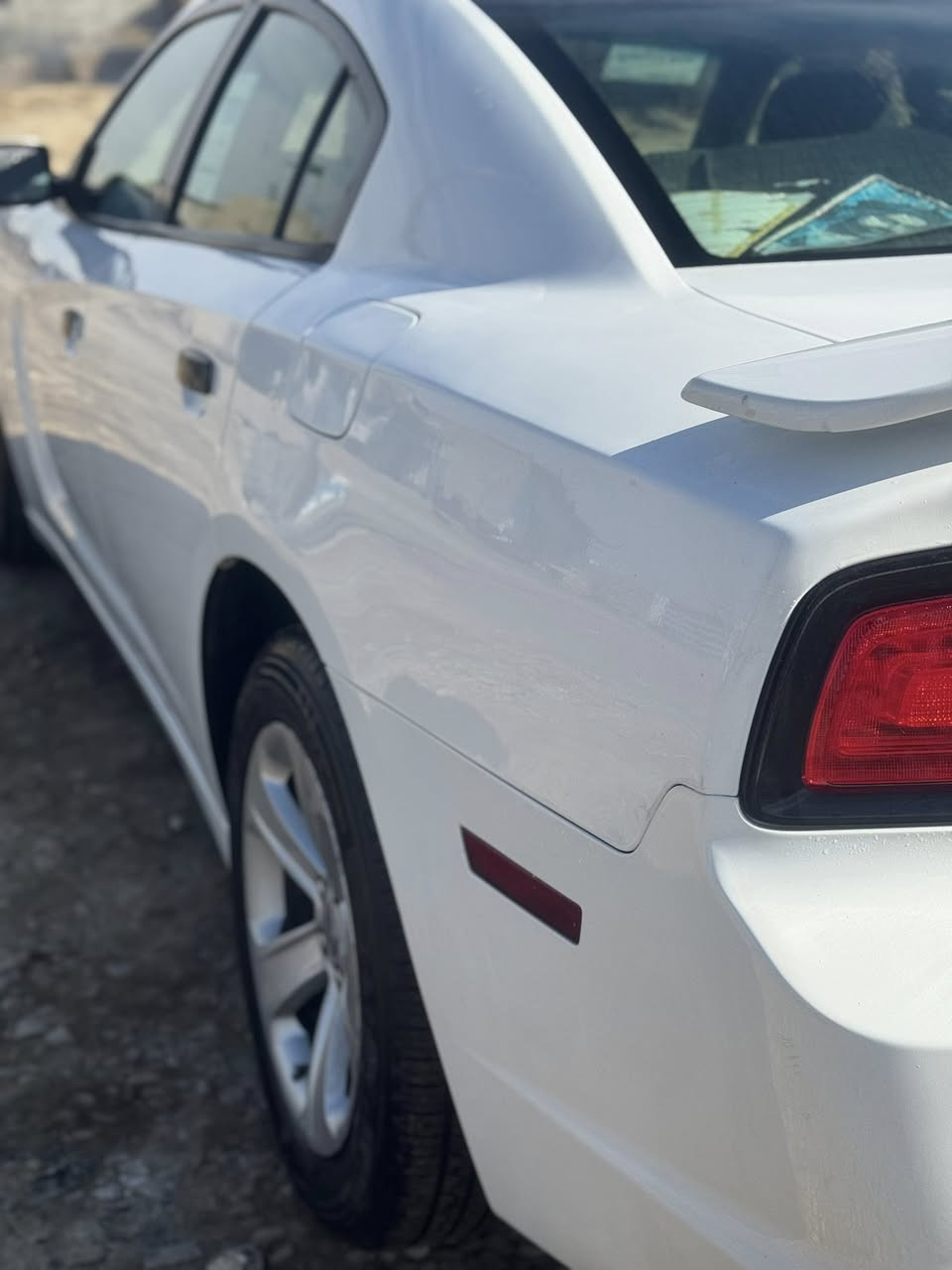 (سلام عليكم جارجر ) موديل 2013 
رقم بغداد تحويل سياره كير محرك 3600 
تبريد تخم تاير حداديه فول كامله 
قطعتين تبديل جاملغ امامي وبنيد وباب صدر مباوك رش 
سياره شواصي سليمه طخه 4اصابع بالغد 
 شاشه كبيره ٨ نمر كامره كير  السعر /155)*********** ناصريه قلعه سكر
