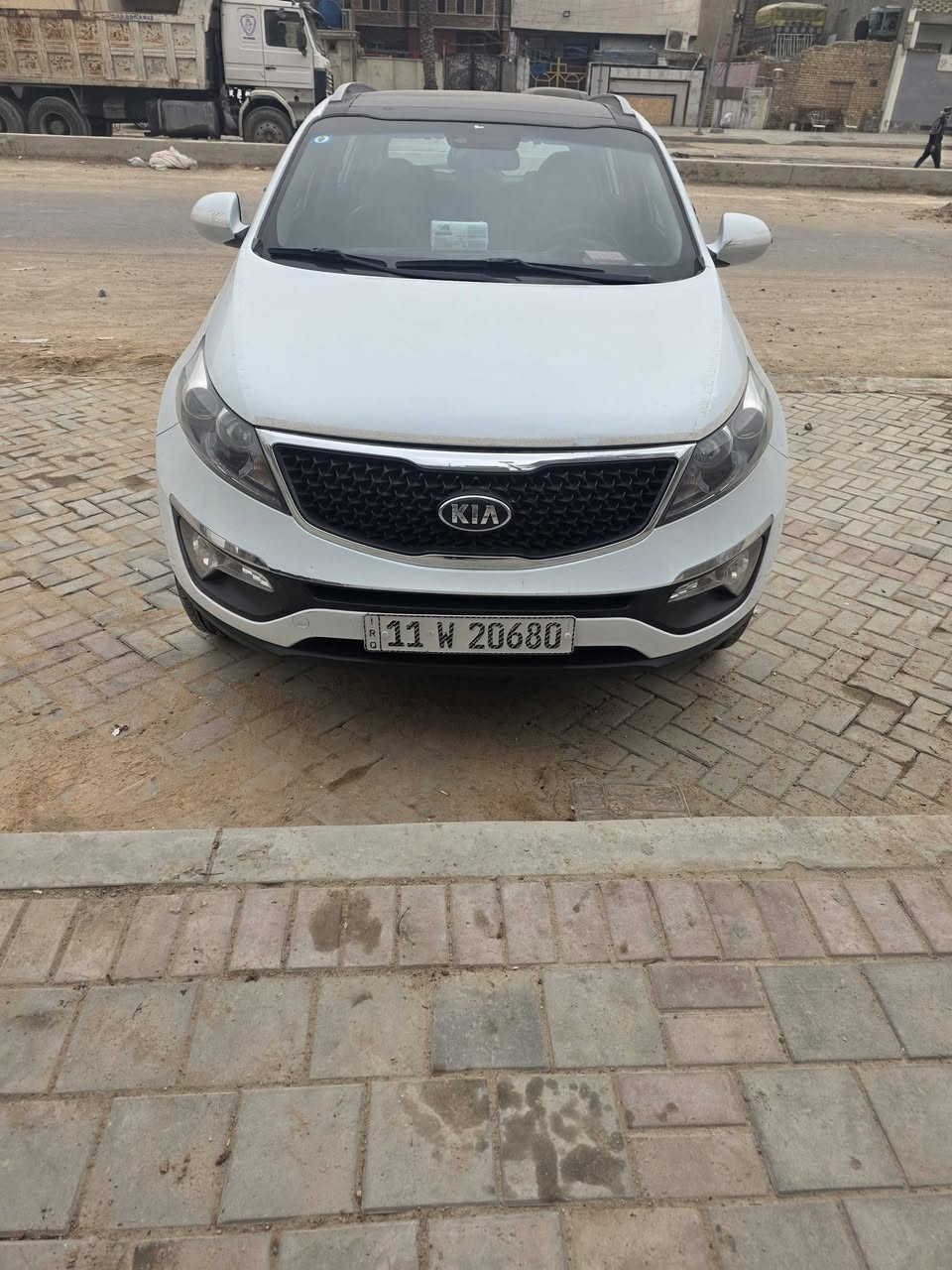 سلام عليكم سبورتج2015خليجي سياره مال بيت هاذ سونر والبافي كله مكفوله تخم تاير حداديه صدر خير من الله فورويل محرك 2400دوش السعر 160الرقم *********** 2400دوش
