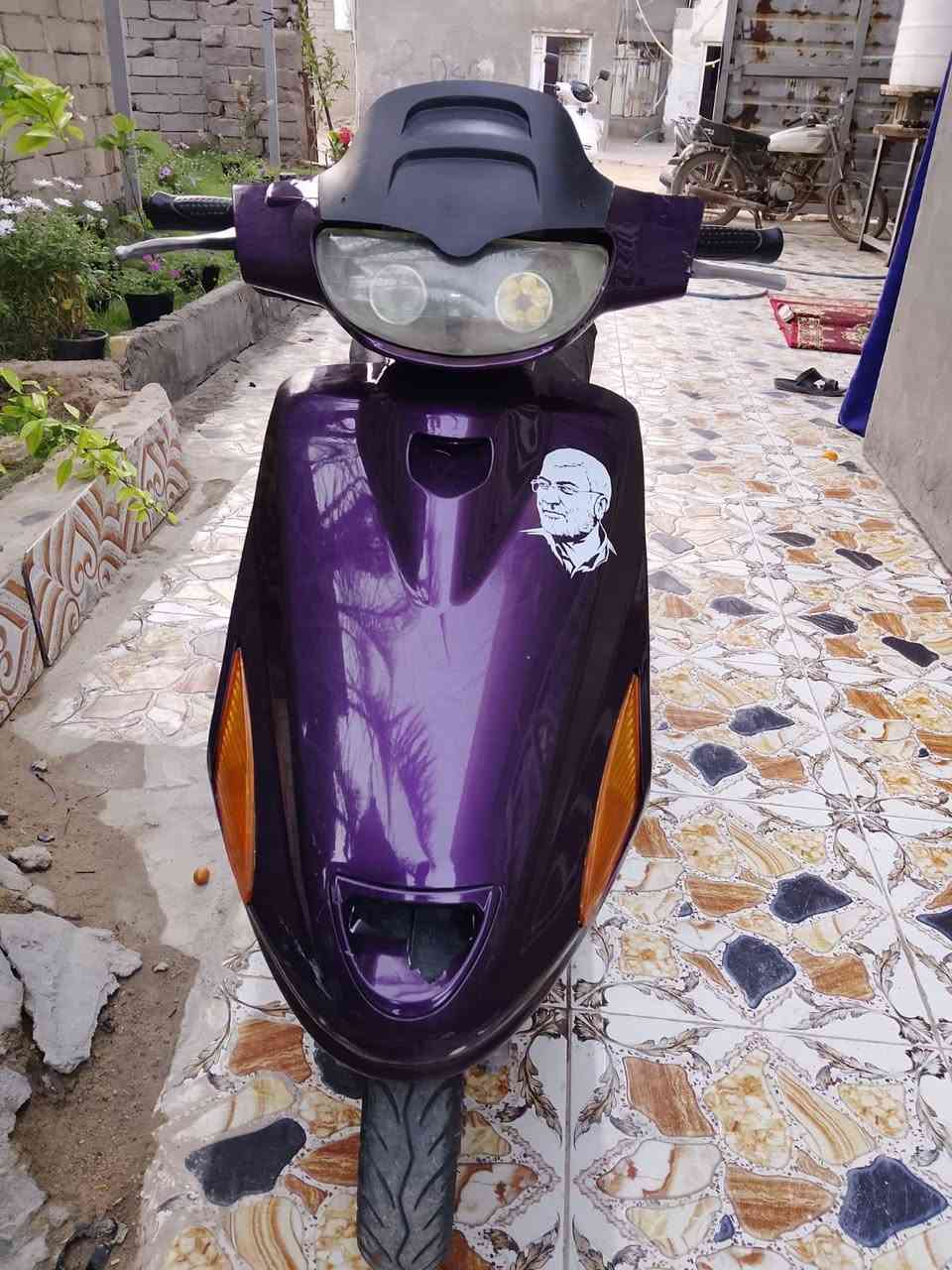 دراجه فراشه للبيع مكينه مجفته بس ولفات وبستم مره وحد سلف شغال كهربائيات شغاله سعر 350وبيه مجال بني منصور أبو غريب إتصال ***********
