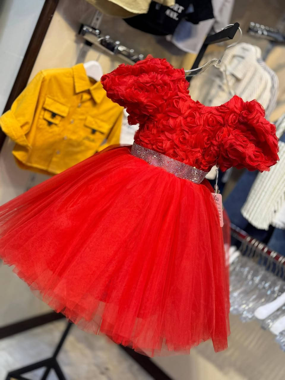 متميزين دائماً 👑👑كووله ماركه 😍😍 زبائنا الغالين ويانه ماتحتارون🎀
كل يوم موديل جديد وفووول نزاكه✅
بدلات ___ماركه عالميه 👌💎اشتري وانتي مطمئنه مع الوان لألبسة الأطفال  كووووله  جديد وحصري 🧚‍♂️ كربلاء حي العامل مول الباقرالتجاري للأستفسار
📞 *********** 
الوان لألبسة الأطفال
