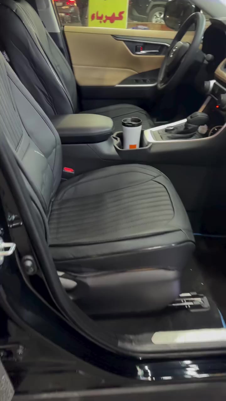 فرش تلبيس 10D بعدة اللوان ونقشات 
  #الثقه_لكهرباء_وزينه_السيارات
 #عمان  #car  #اكسبلور


**إذا كنت صاحب هذا الإعلان وتريد حذفه لأي سبب، رجاءا أرسل رسالة إلى الدعم الفني**