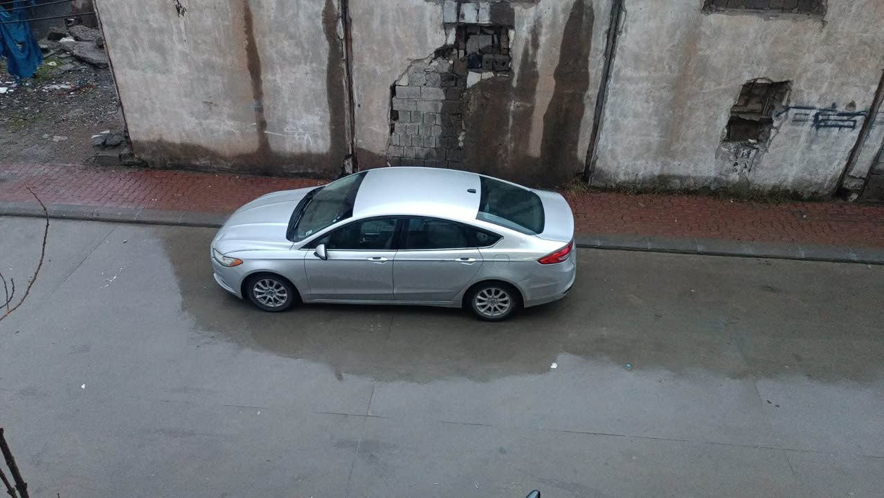 فۆڕد ڤیوشن 2017
مەکینە 2.5 
بێبۆیاخ ڕەسمی سۆنەریم داناوە
64 هەزار مایل ڕۆشتوە
هەموو گیانی بەشەرت 
سەنەوی بەسەرچووە
120 گەڵاو معامەلە 

سلێمانی
***********
*********** السليمانية, العراق
