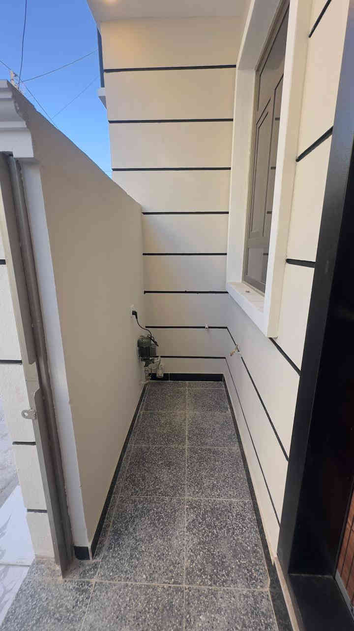 ((بسم الله توكلنا على الله))

#بيع #شراء #ترميم #تنفيذ #تعقيب #ايجار #مشتملات #مقاولات_عامة

—  مكتب الق الكيان   ——-👍🏼👍🏼👍🏼👍🏼

🏠بيت للبيع 🏠

📍الموقع/ القاهره  ( الدلفيه)

ملاحظه/البيت بناء سنه ٢٠٢٥ زيرو

 .اضلاع مستقله .كهرباء كل طابق معزول عن الثاني
.بناء درجه اولى

📌المساحة/  50 
📌الواجهة/   3.33
📌النزال/  15

الطابق /آلأول/  طرمه صغيره  

 اسقبال / مطبخ / حولي / خدمات / غرفه نوم

الطابق/الثاني /غرفتين نوم.حولي .مكان غساله.صحيات.بيتونه كبيره.سطح غرفه نوم الطابق الثالث 

📍عنوان المكتب / الق الكيان / القاهره الدلفيه 

   #مكتب#الق الكيان#للعقارات  ————

للاستفسار ☎️

📞متواجد واتساب *********** ____

—————————————————
—————————————————

ملاحظة / العنده عقار 🏡 للبيع او بيت للايجار  ويريد يبيع او ايجاره يرجى ارسال كافة التفاصيل العقار مع ذكر السعر ورقم التلفون ☎️🌹ومن الله التوفيق🌹
