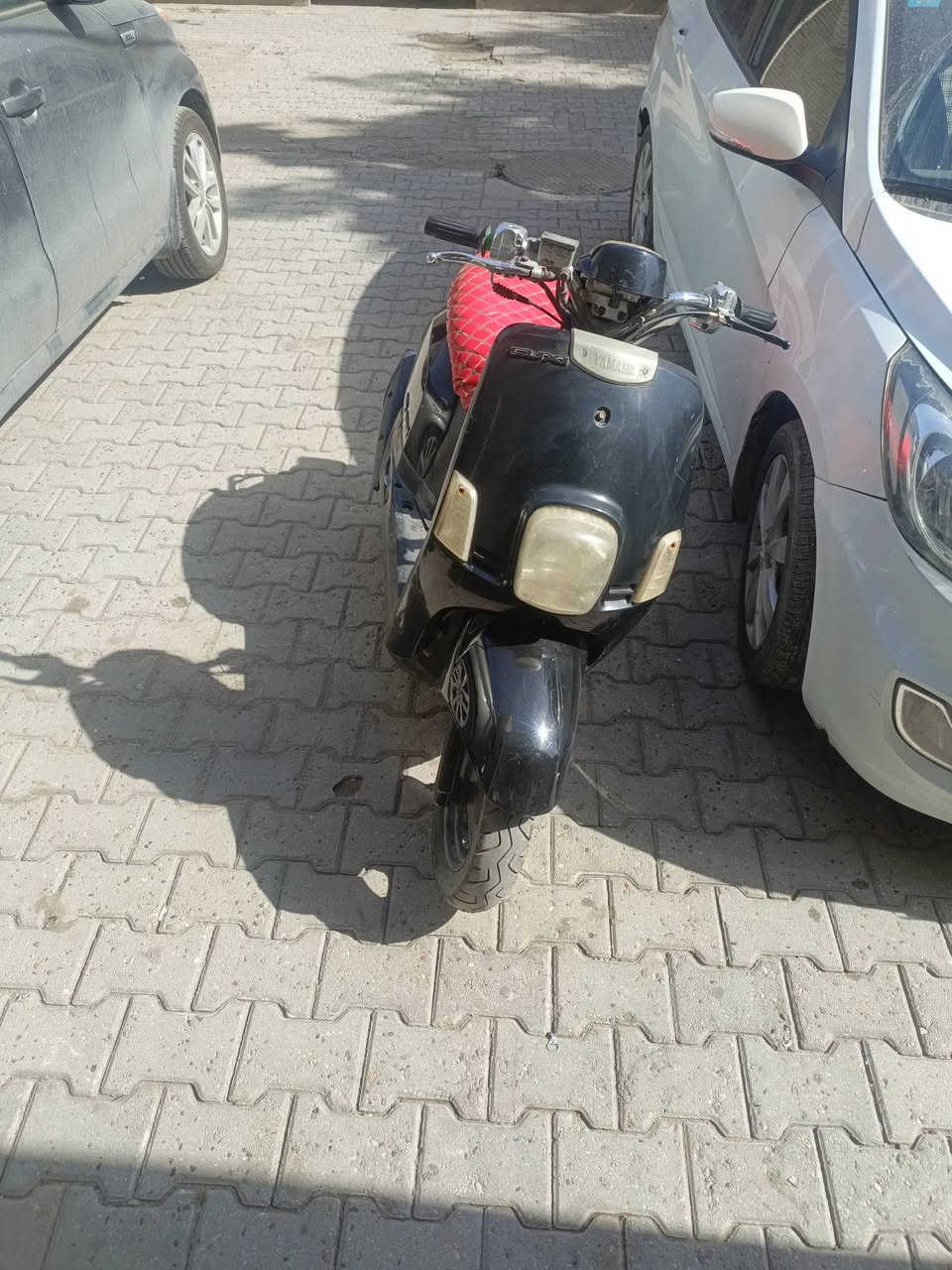 السلام عليكم ماكس بوليسي دراجه نظيفه محرك ناعم كلش اخرس سلف هندر كهربائيات شغاله نقص حوظ مال جنطه وشوته رايدهه 450 وبيهه مجال مكاني شارع حيفا ***********
