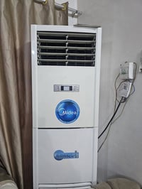 للبيع سبلت ميديا ٣ طن مستعمل ماطور اصلي وكالة و بحالة جيدة  بسعر ٨٠٠ ا...