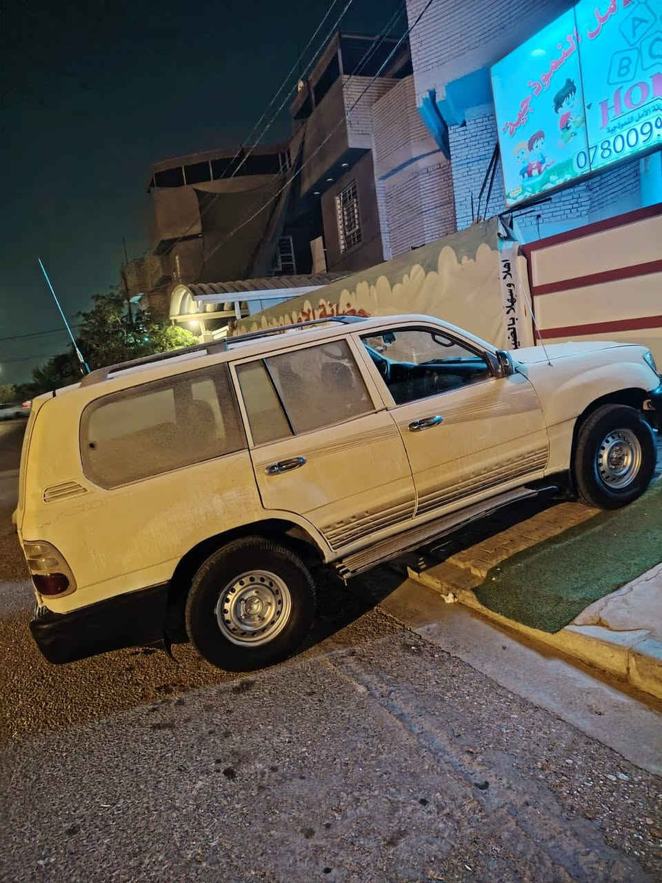 سلام عليكم اخوان مونيكا جديده كير اتوماتيك مكينه شادها هستوني سياره  خير من الله مديل 2004 مكان النجف الاشرف                                       *********** حيدر الزيادي  للمعلومات السياره مال مزاد تترقم اي محافظه
