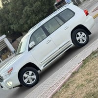 للبيع لاندكروز 2012 VXR V8 محرك 8 سلندر السعر 268 وبيها مجال 077187207...