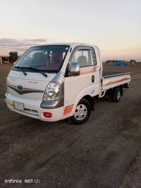 كيا 2010 رقم بغداد انكليزي جديد تحويل مباشر سياره جديده تخم تاير ومحرك...