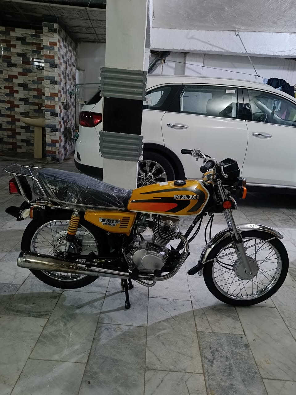 سلام عليكم نامه شلامجه اصل. اوراق كاملات. مابيهن نقص  دراجه معدل طلع ،120ما ماشيه  الدراجه مخزونه. لازنجار لاشي.  مكينه ما محطوط عليهه صبانه  حته ما مفيلسه دراجه باكيت خير من الله مكاني ناصريه جبايش دراجه مال جناي. ومامتعبهه  رايدهه ب1/550 مجال كلش قليل. المايشتري لا يتعبني رجائاً  هاذ رقمي. ***********
